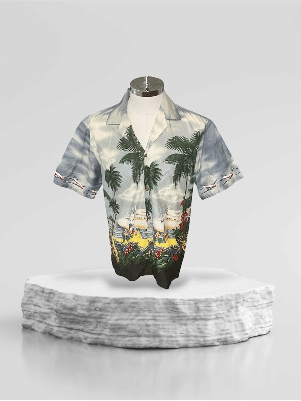 Vintage 90’s Winnie Fashions Mens L Passenger Planes Palms Floral Hawaiian Shirt